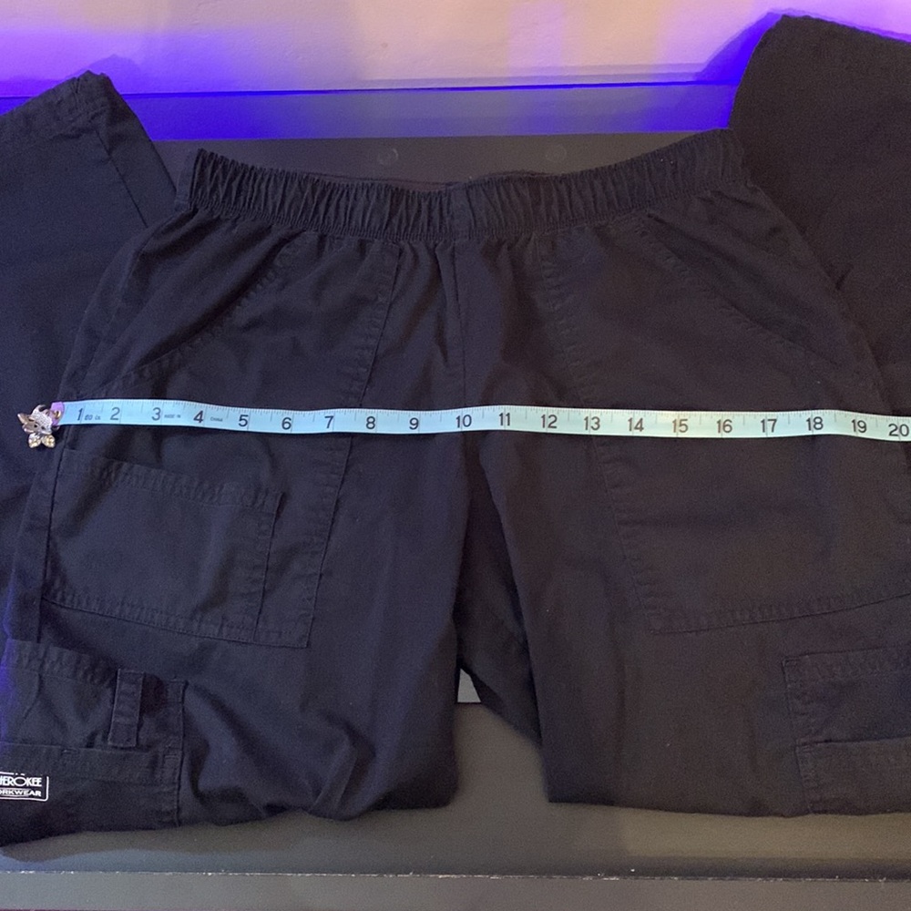 7 Pocket Petite Cherokee Scrub Pants - Picture 5 of 6